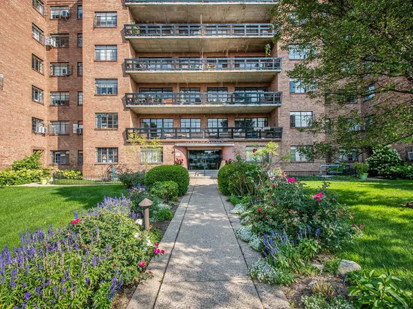 505 Cherry St SE APT 204, Grand Rapids, MI 49503