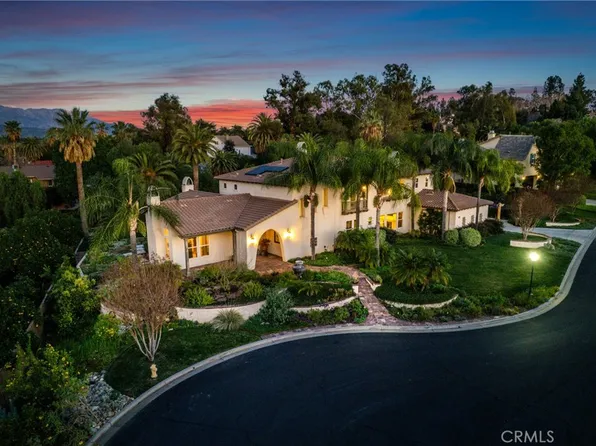 571 Wooden Bridge Ln, Redlands, CA 92373