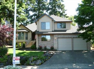 13515 SW Hiteon Ct, Beaverton, OR 97008