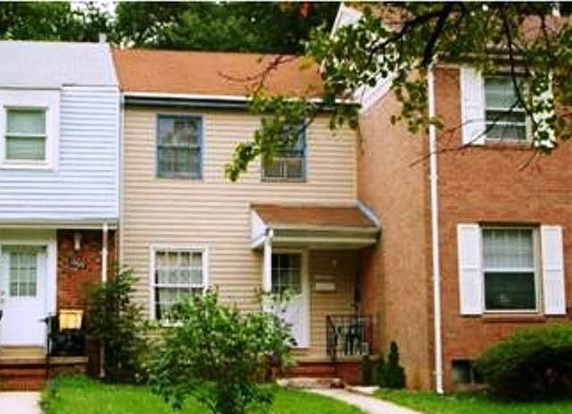 2nd image of 12807 Claxton Dr Unit 1-G