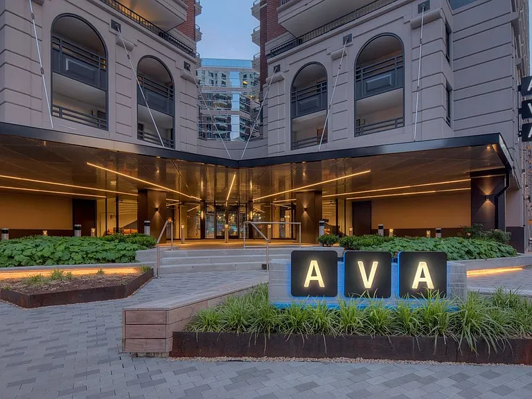 Leasing Entrance