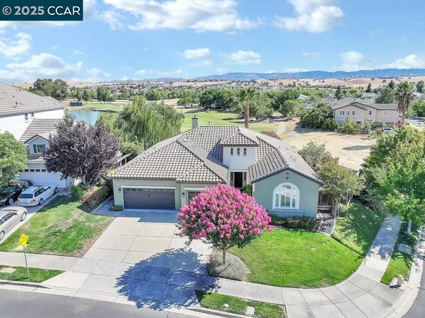 2560 Risebridge Ct, Brentwood, CA 94513