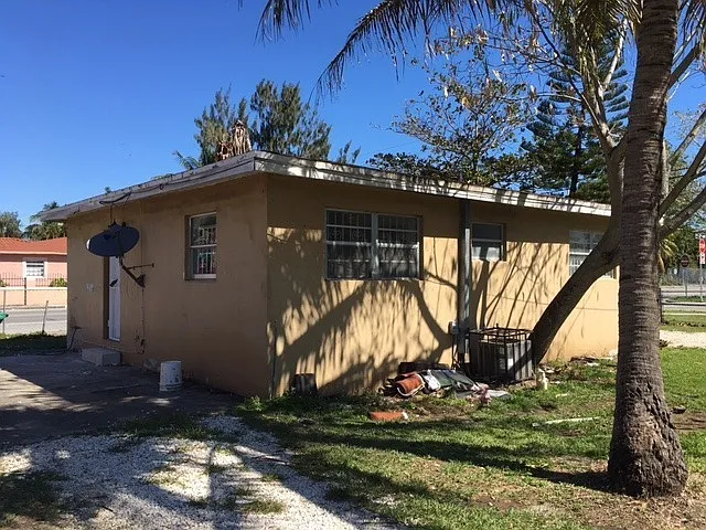 8100 NW 1st Pl — Photo 14