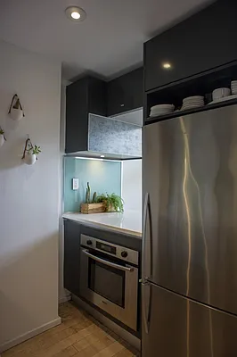 Sold by Real Direct | media 7