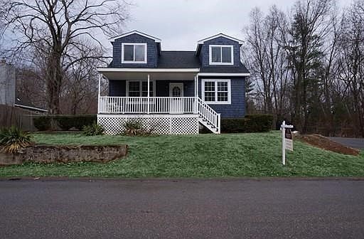 1st image of 42 Manchester Dr