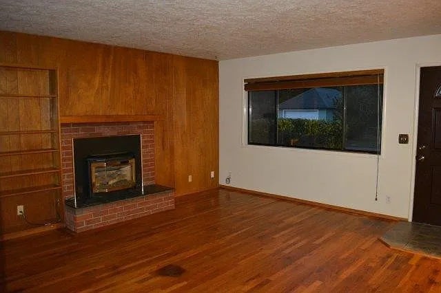1718 Linton Ave — Photo 4