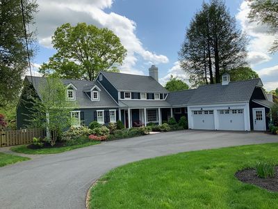 3 Brook Hollow Dr, Gladstone, NJ, 07934