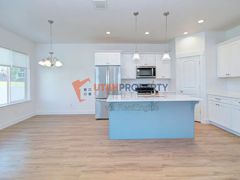 1316 W Dawes Way — Photo 28
