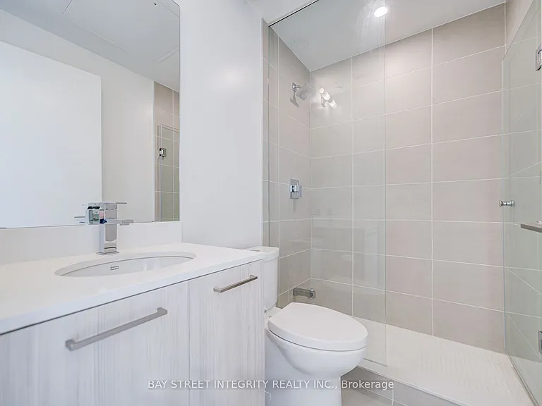 65 Mutual St #3201 — Photo 12