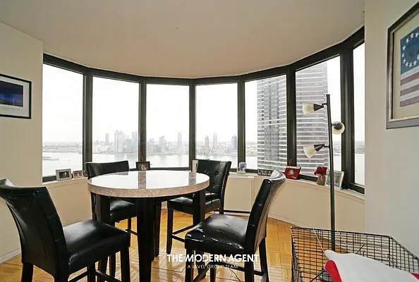 Rented by Level Group | media 40