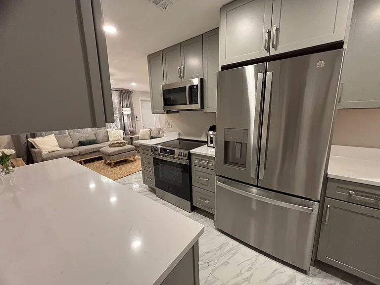 1191 Rordon Ave — Photo 5