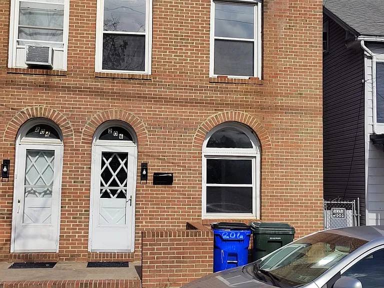 206 Fairground Ave — Photo 43