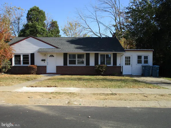 9 Lind Ave, New Castle, DE 19720