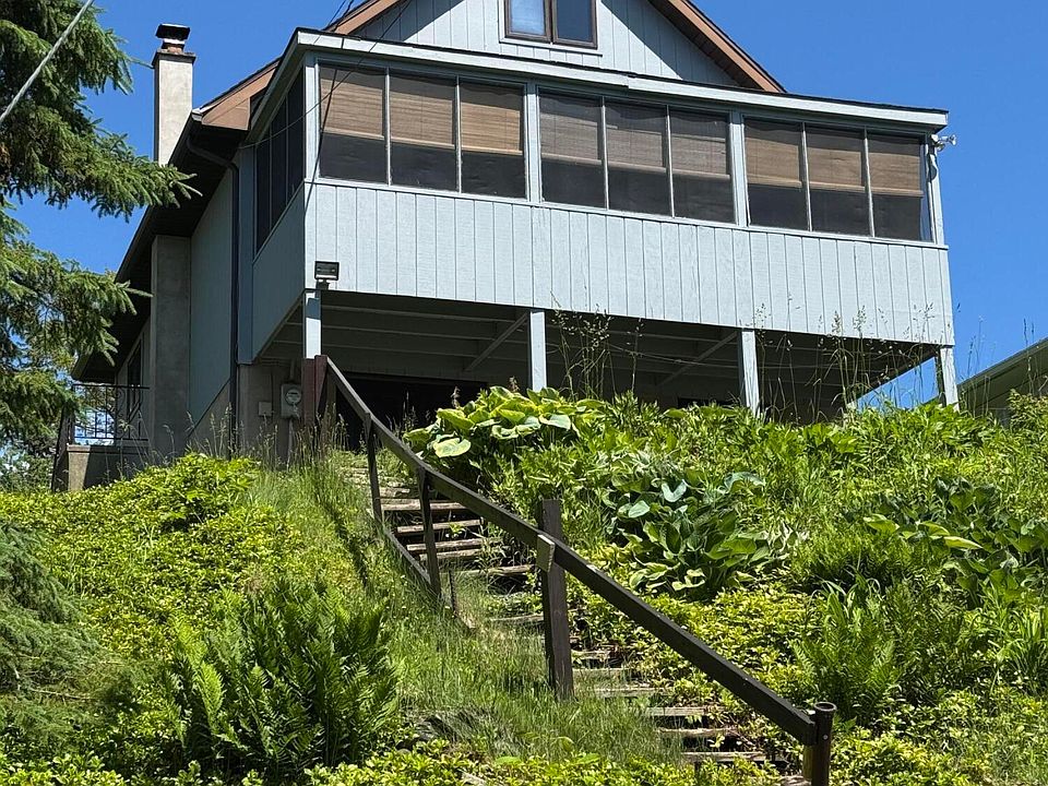 1st image of 33 Lake Front Ln