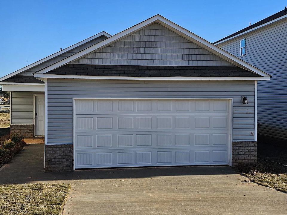 1st image of 317 Dermont Dr