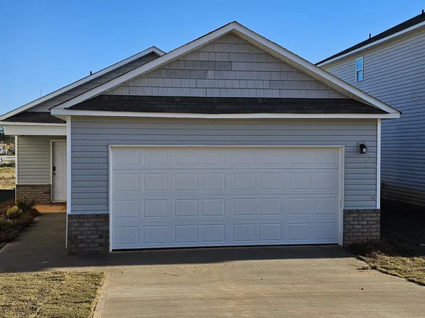 317 Dermont Dr, Spartanburg, SC 29303