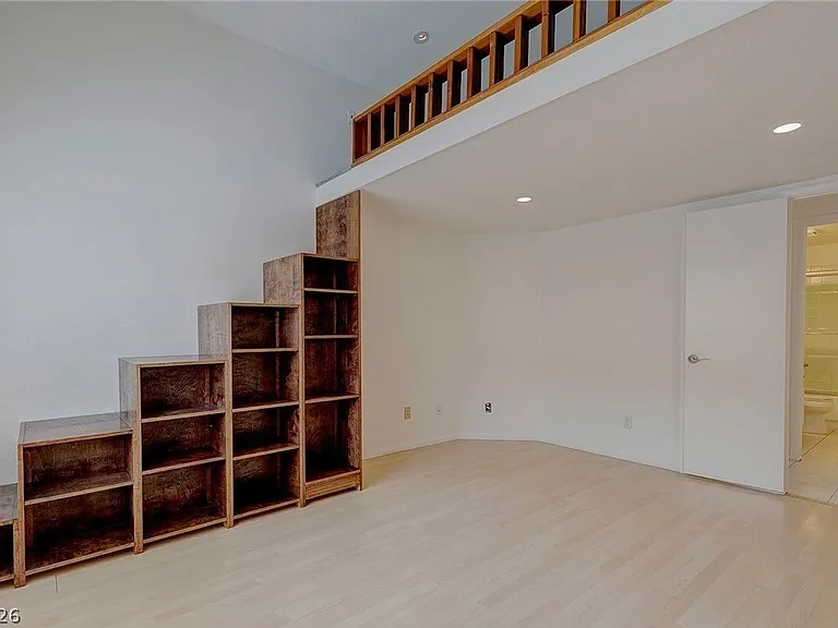 7225 Scenic Hills Dr — Photo 19