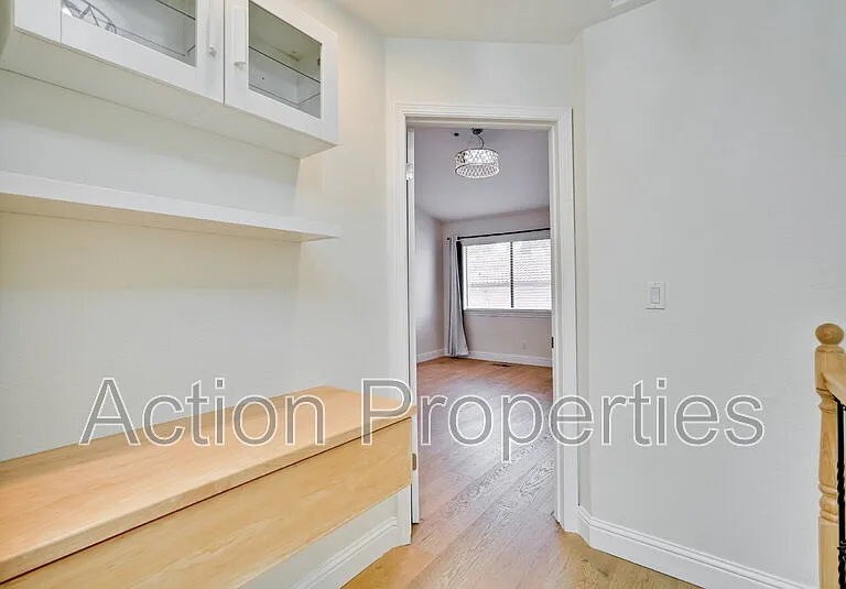 695 S Knickerbocker Dr #15 — Photo 8