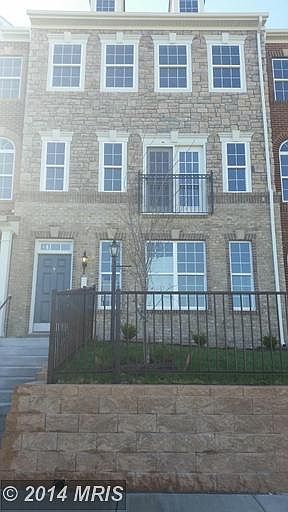 1st image of 1624 Lismore Ter NE