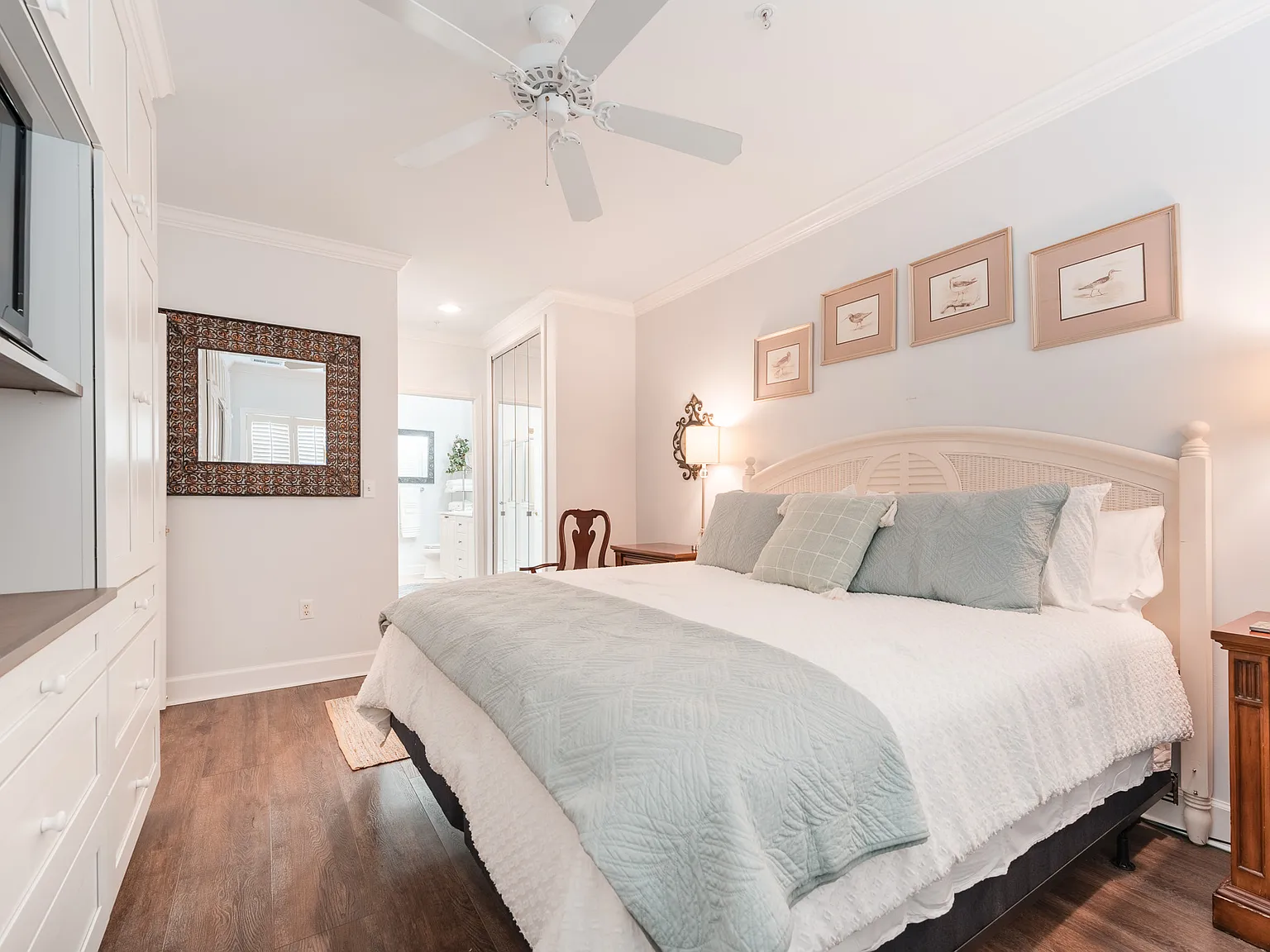 3 bed, 1450 sqft, $3,450 — Photo 3