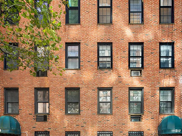 312 East 50th Street image 10 of 11