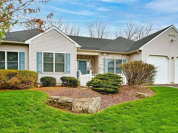 4th image of 2129 Eagles Landing Dr