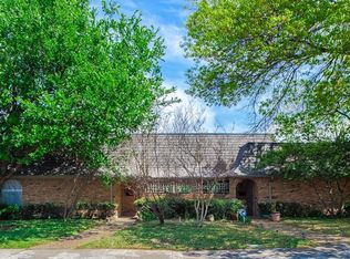 10618 Ravenscroft Dr, Dallas, TX 75230