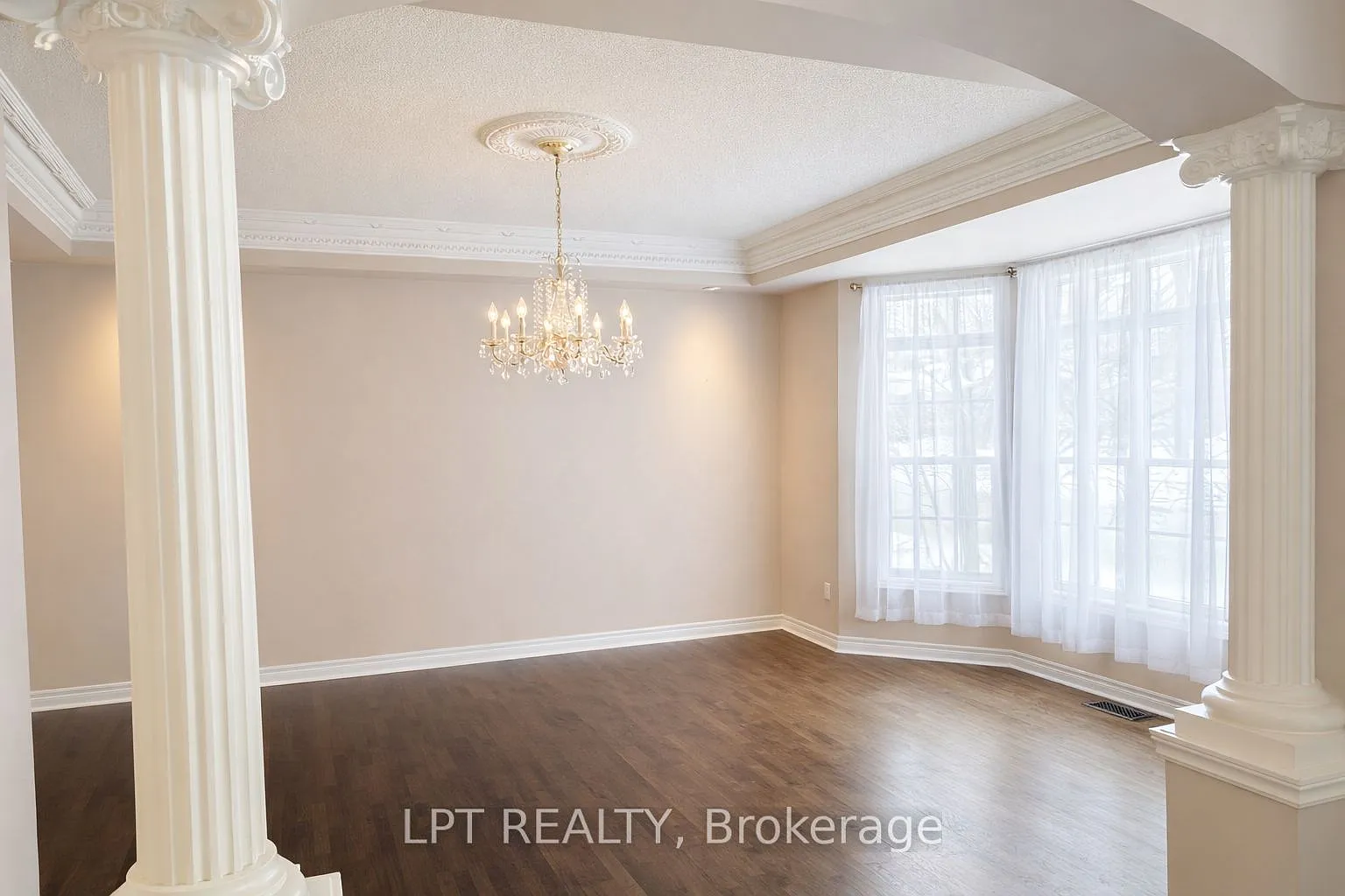 6 bed, $5,000 — Photo 4