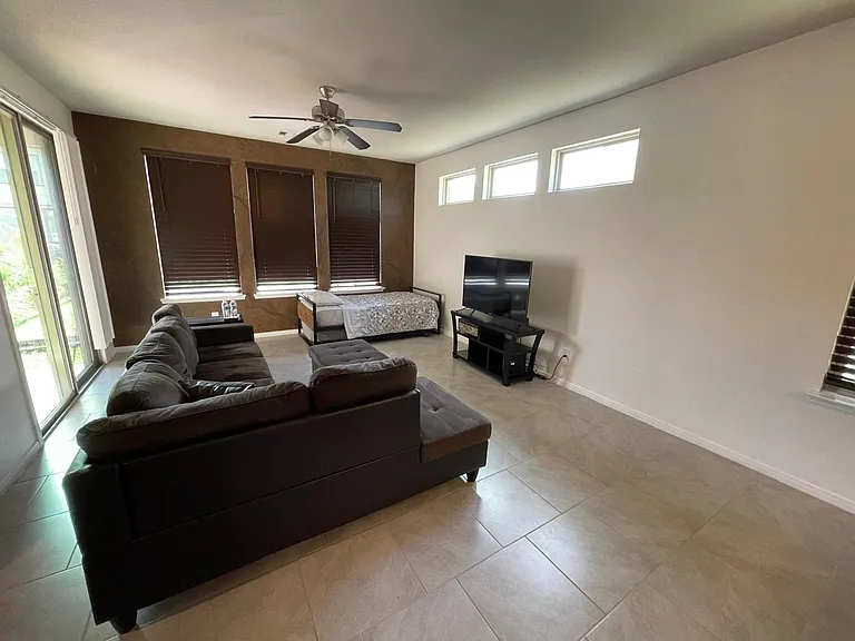 3322 Harvest Meadow Ln — Photo 15