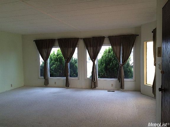 3rd image of 7049 Serenity Dr