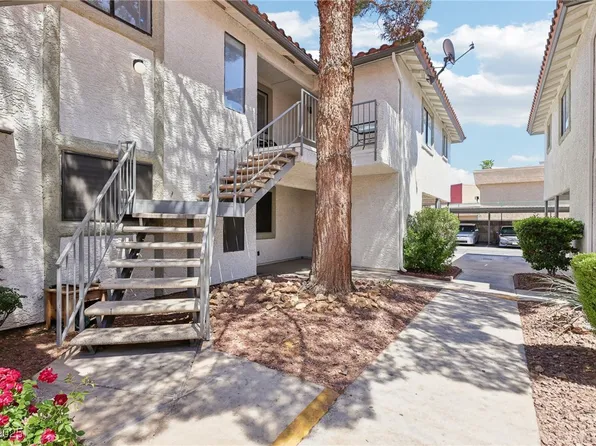 6711 W Charleston Blvd APT 4, Las Vegas, NV 89146