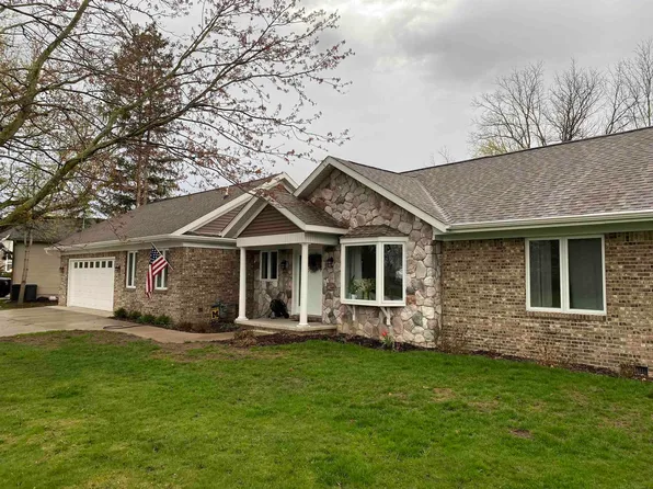 3578 N River Rd, Fort Gratiot, MI 48059