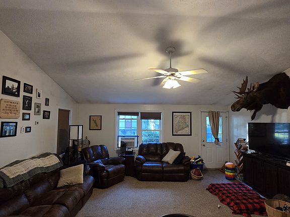 2nd image of 131 Main St #1