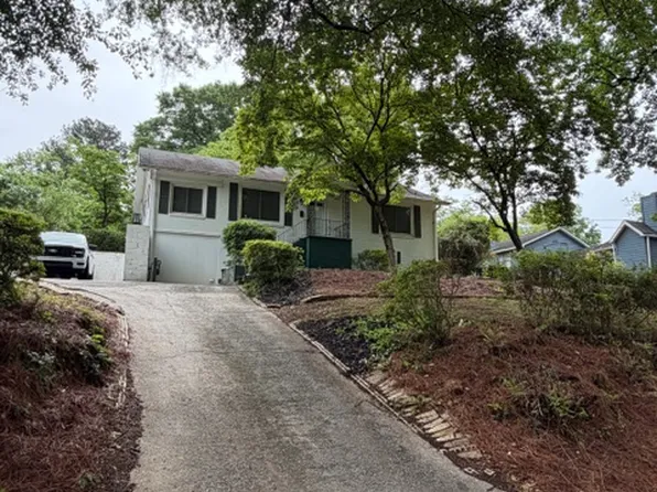 3160 Lake Ave, Hapeville, GA 30354