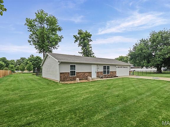 4th image of 4208 Breckenridge Ln