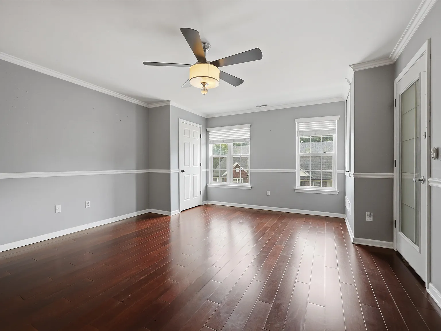 2 bed, 2.0 bath, 1304 sqft, $1,850 — Photo 4