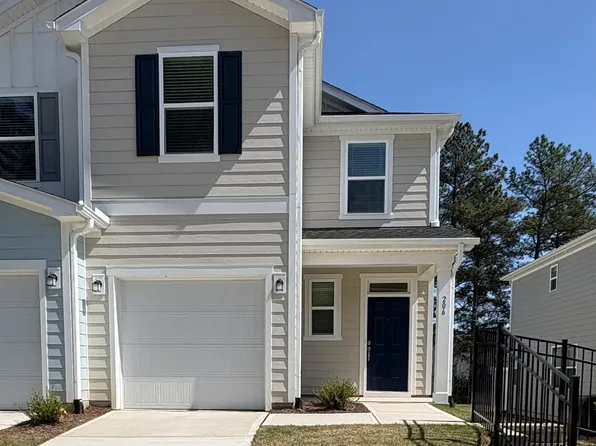 206 Parker Ln, Mebane, NC 27302