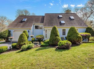 5 Vista Cir, Centerville, MA 02632