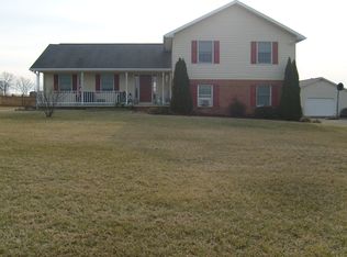 3344 Golf Course Rd, Martinsburg, WV 25405