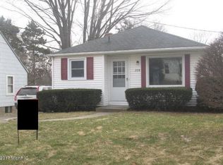 228 W Benson St, Hastings, MI