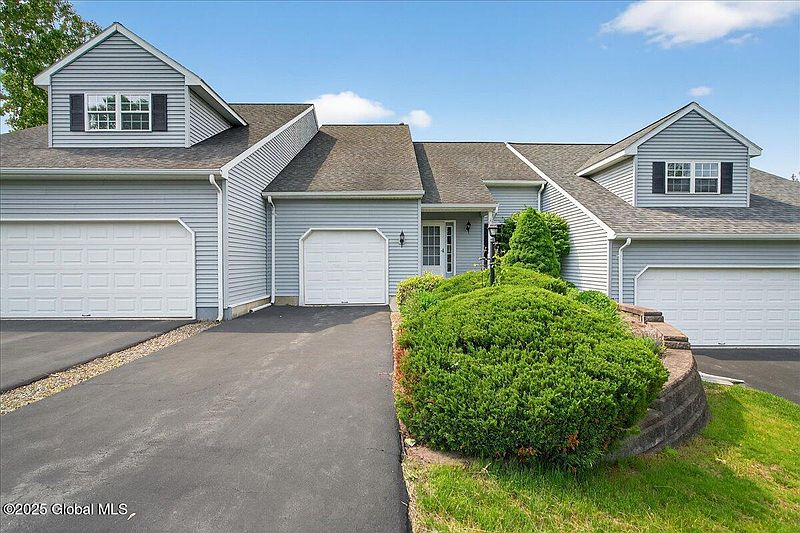 2nd image of 21 Fairway Drive #B