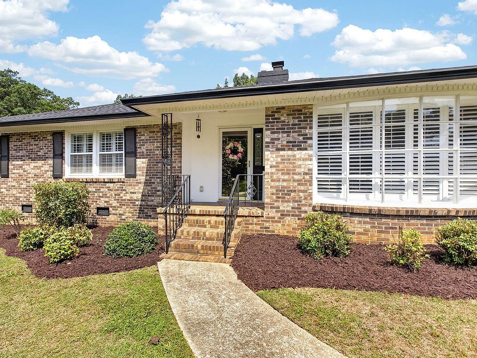1st image of 222 Devon Dr