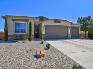 412 Landing Trl NE, Rio Rancho, NM 87124