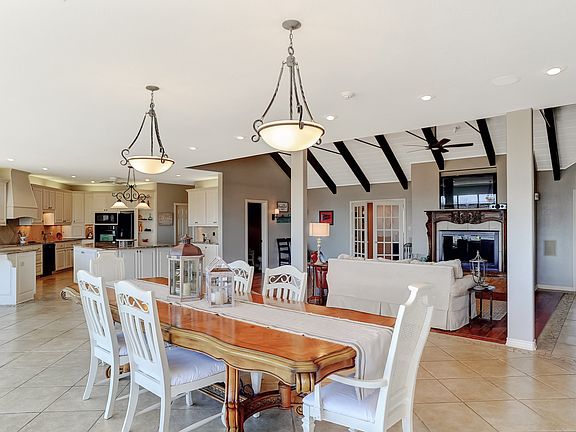 4th image of 582 Hanna Dr