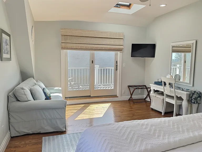 Wood Dr — Photo 14