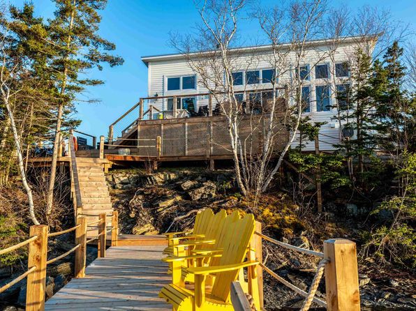 397 Stonehurst Rd, Lunenburg, NS B0J 2C0