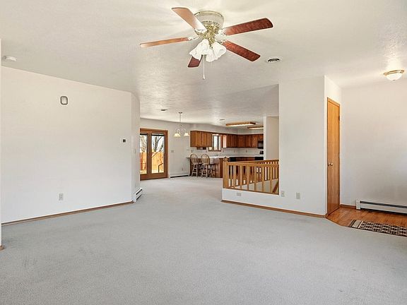 5th image of 705 Ute St