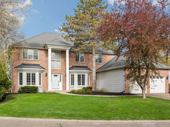 3655 Urbandale Ln N, Plymouth, MN 55446