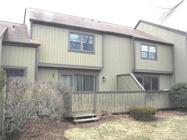 68 Mattabasset Dr, Meriden, CT 06450