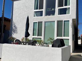 103 La Verne Ave